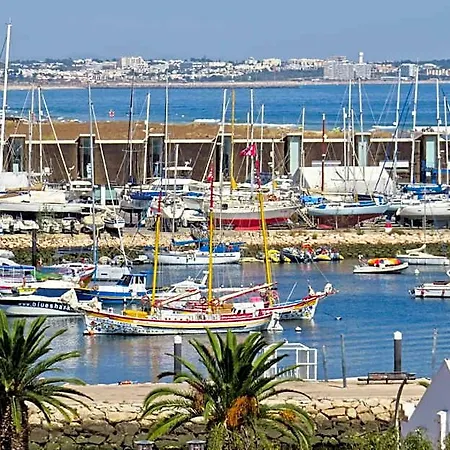Πανσιόν New Village Λάγος